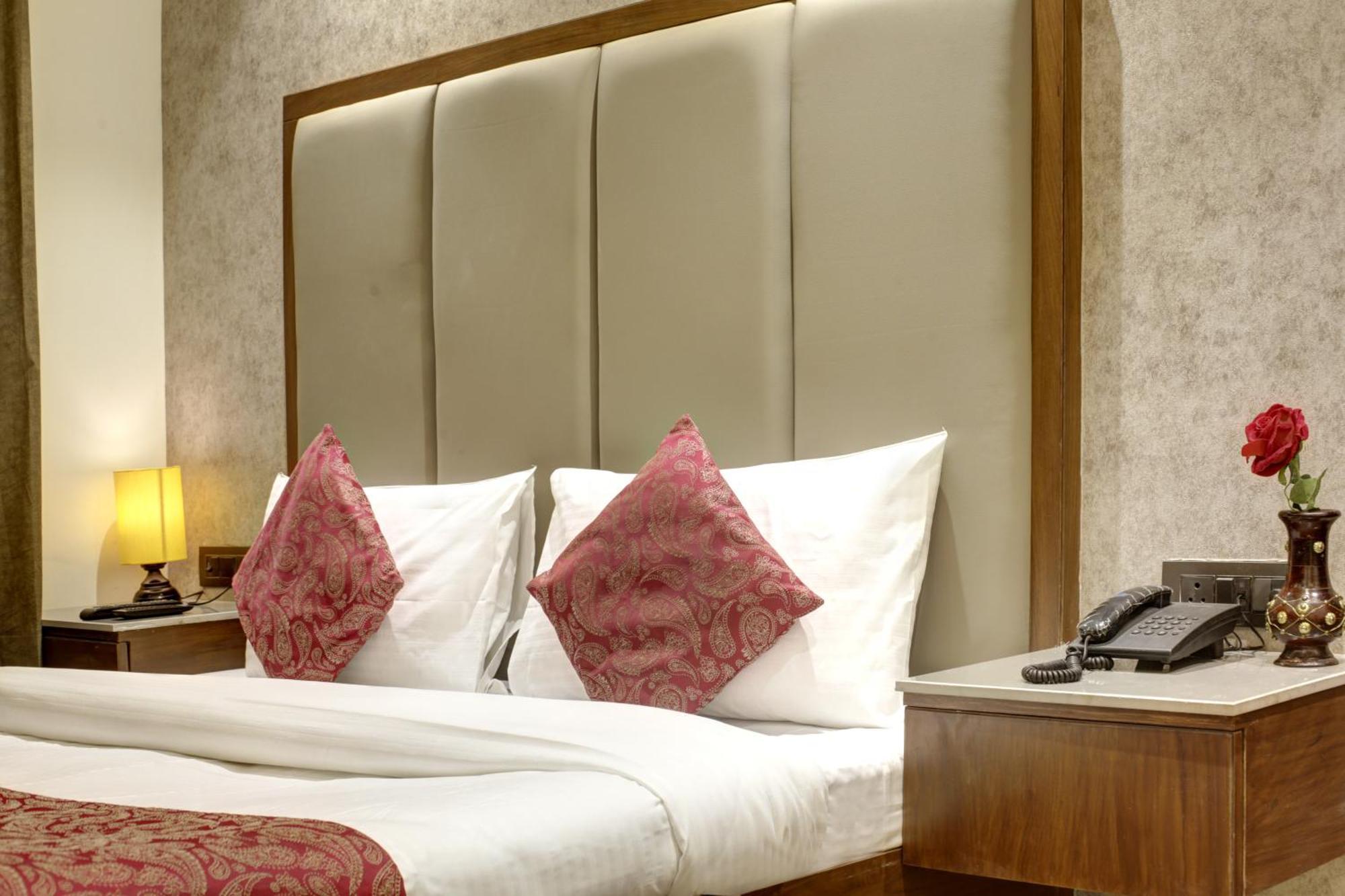 Hotel Kashish Plaza - 5 Mins From Metro Station 德里 外观 照片