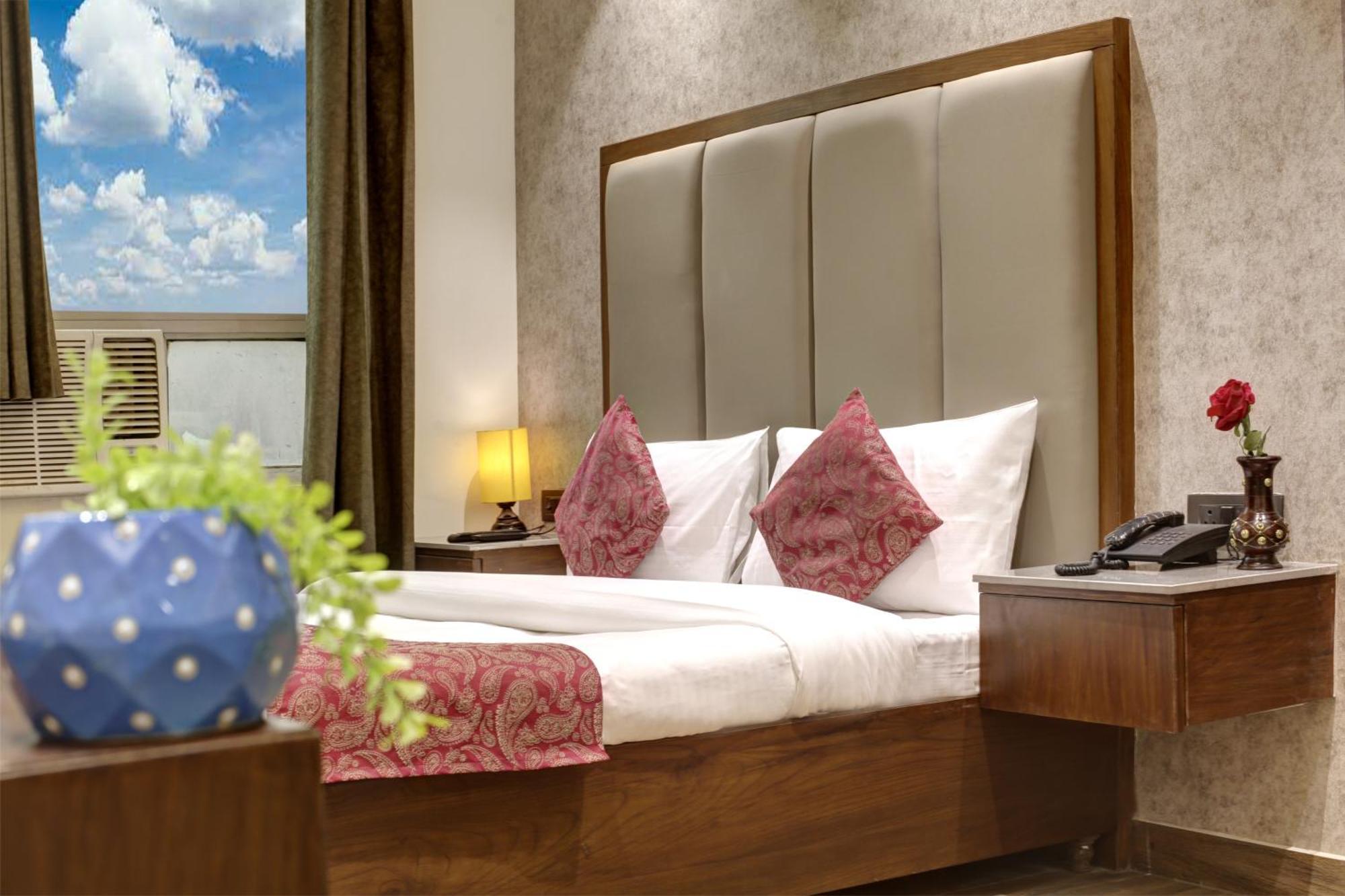 Hotel Kashish Plaza - 5 Mins From Metro Station 德里 外观 照片