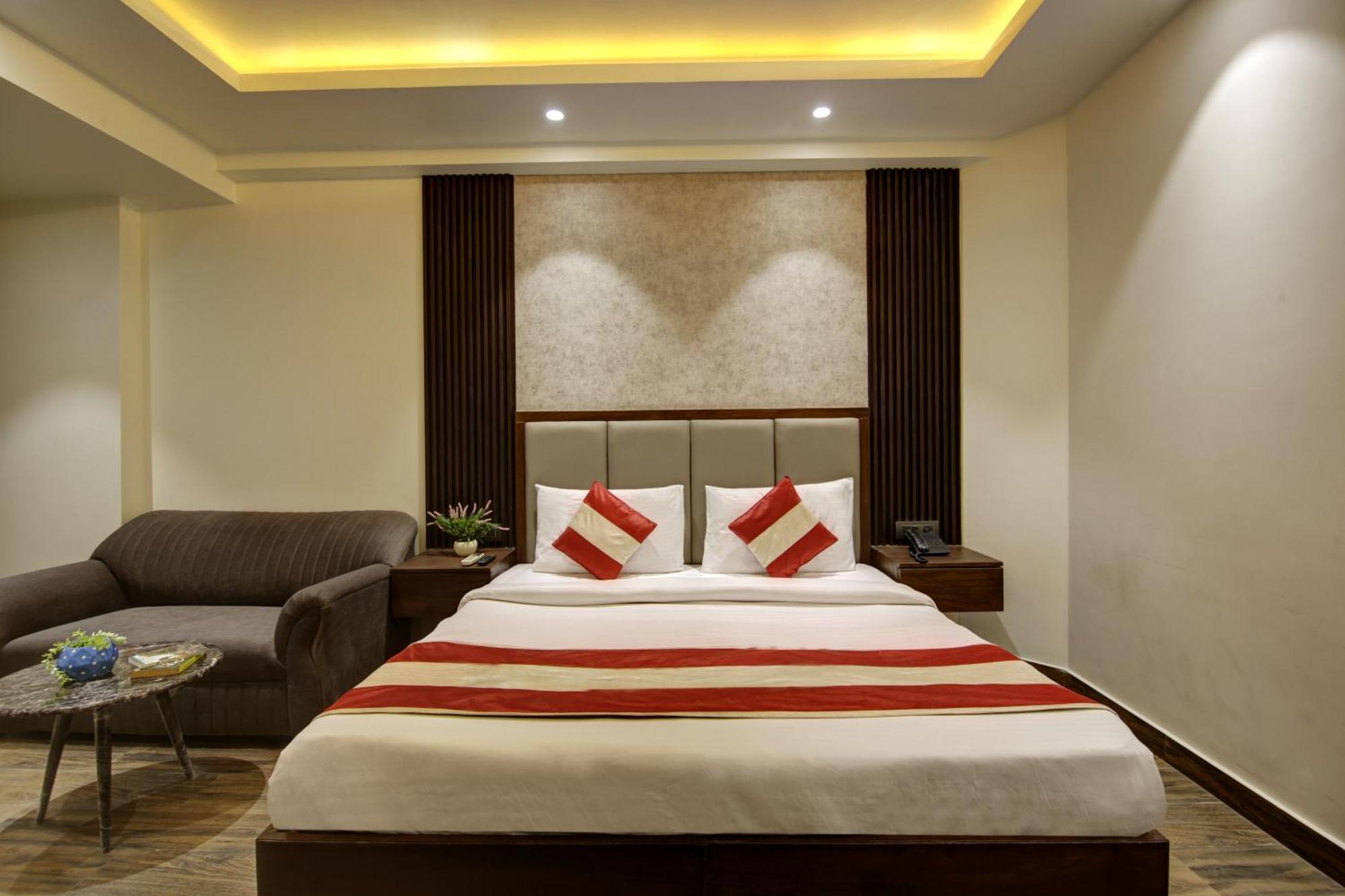 Hotel Kashish Plaza - 5 Mins From Metro Station 德里 外观 照片