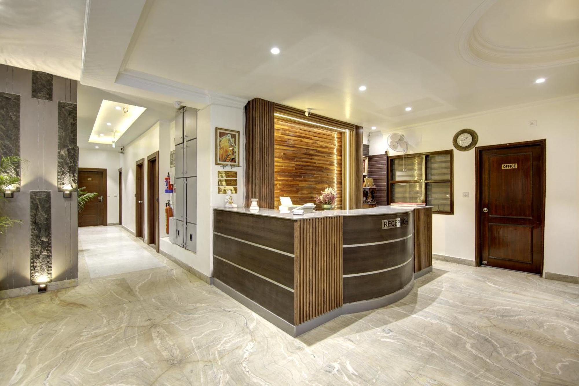 Hotel Kashish Plaza - 5 Mins From Metro Station 德里 外观 照片